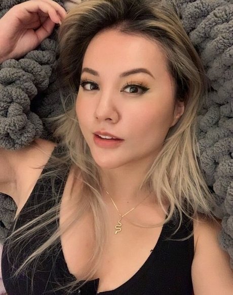 Gina Darling ヌードスター ギャラリー