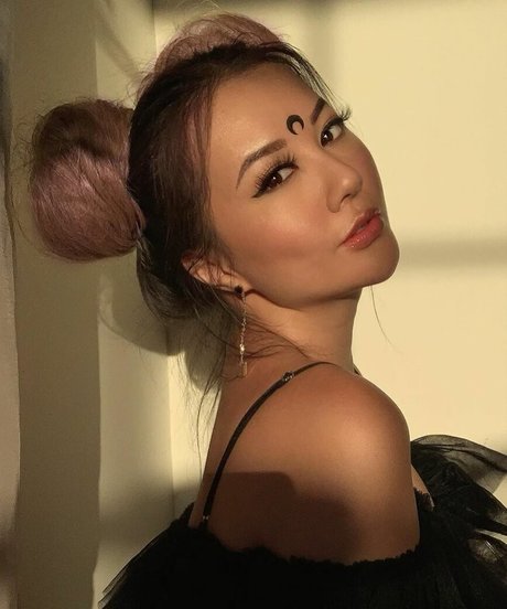 Gina Darling 高品質モデル 画像