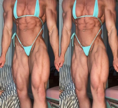 Rene Miller ヌードのポルノスター 写真