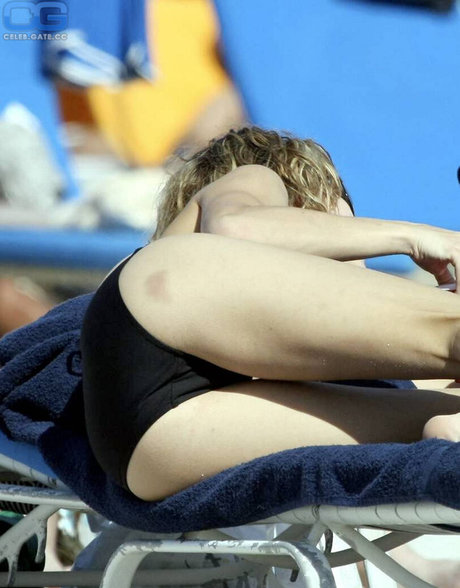 AnnaLynne McCord ホットモデル 画像