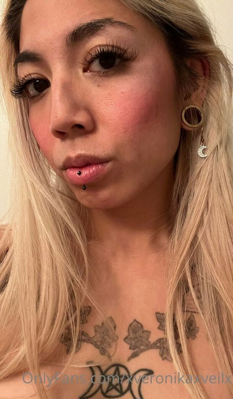 xveronikaxveilx 美しいモデル ギャラリー