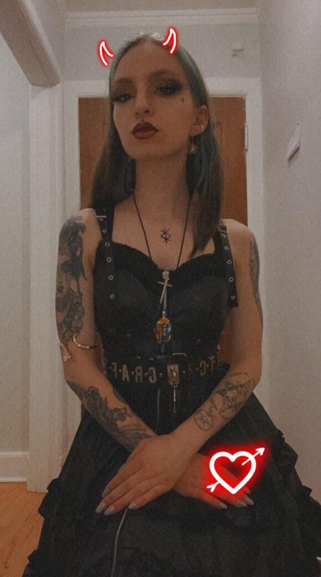 violets cabaret ポルノモデル 写真