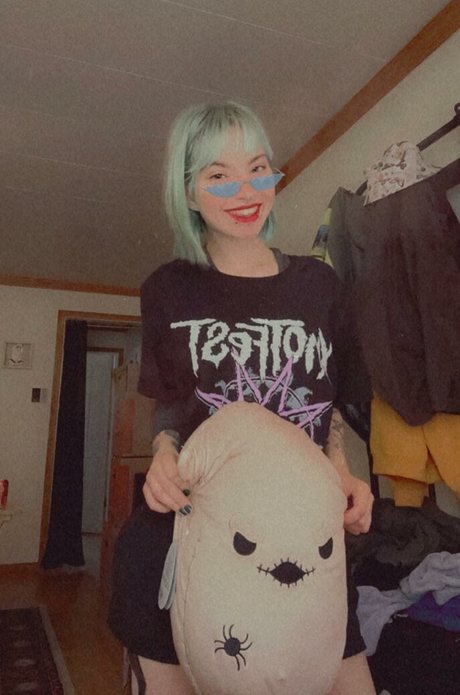 violets cabaret プロフィール写真