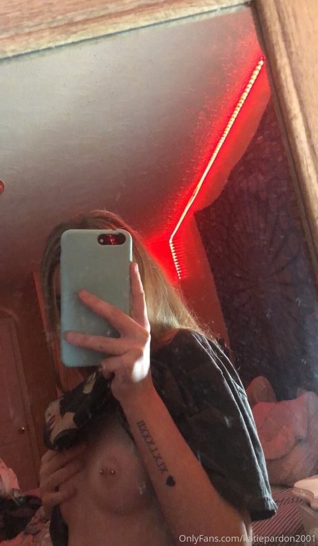 Katie Pardon ホットモデル ギャラリー