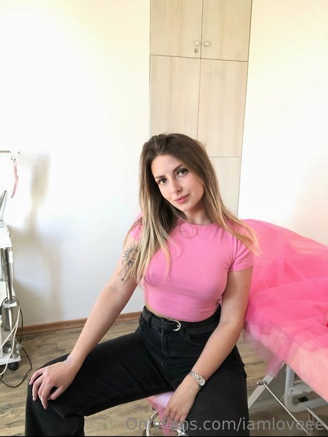 Luba from Ukraine ポルノ女優 写真