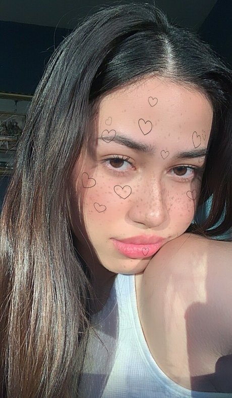 babyanza23 ポルノモデル 写真