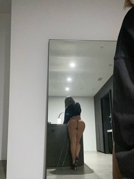Lauren Pisciotta 無料スター 写真