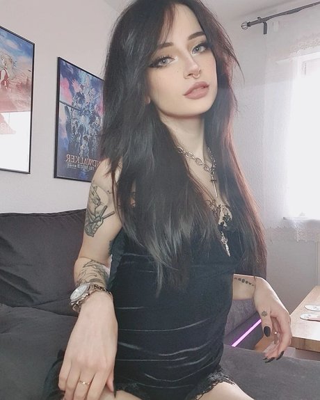 Cata leyah アダルトスター 画像