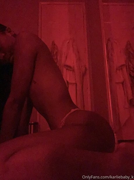 karliebaby k アダルトスター 画像