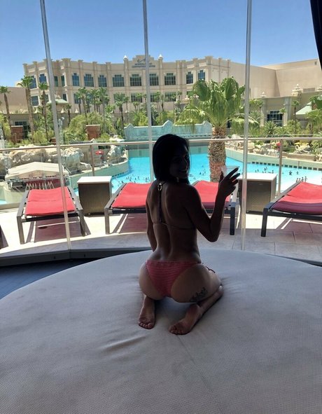 金髪オナニーオンリーファンズ 可愛い 写真