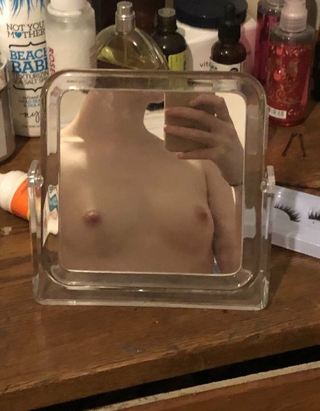 Clamgirl ポルノスター ギャラリー