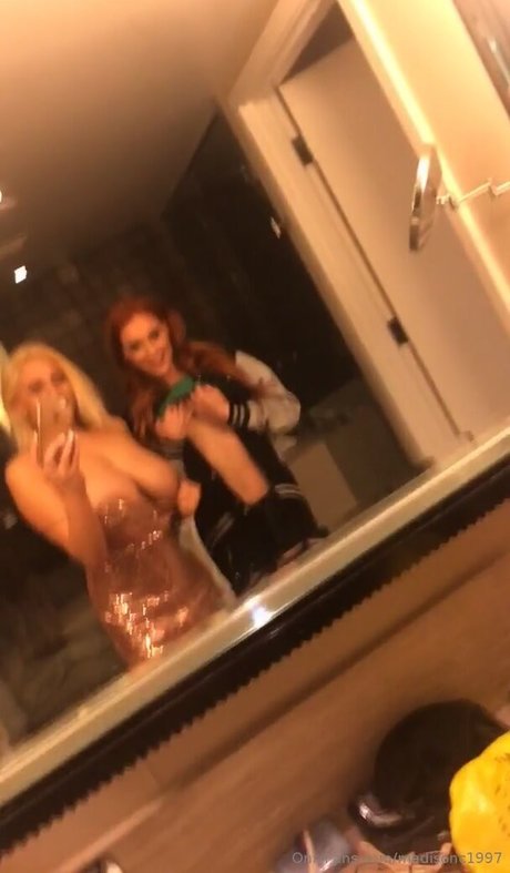 赤毛の痩せたオンリーファンズ HD アーカイブ