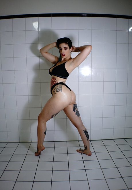 BBC セックステープ オンリーファンズ ホット 写真