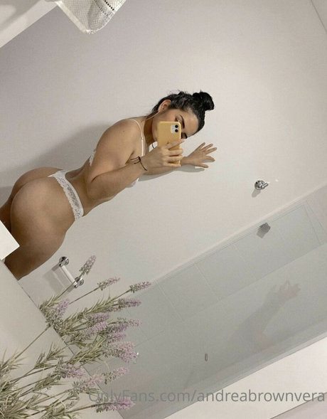 Andrea Brown_ トップスター 画像