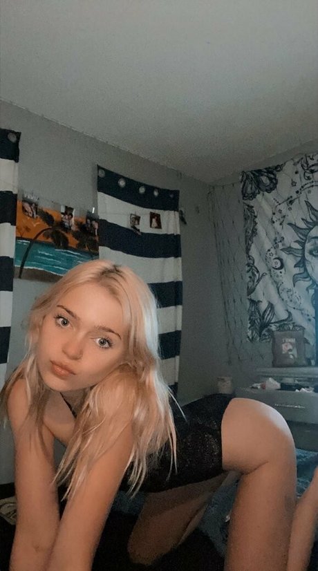 Kayleighbabyyy スター ヌード 写真