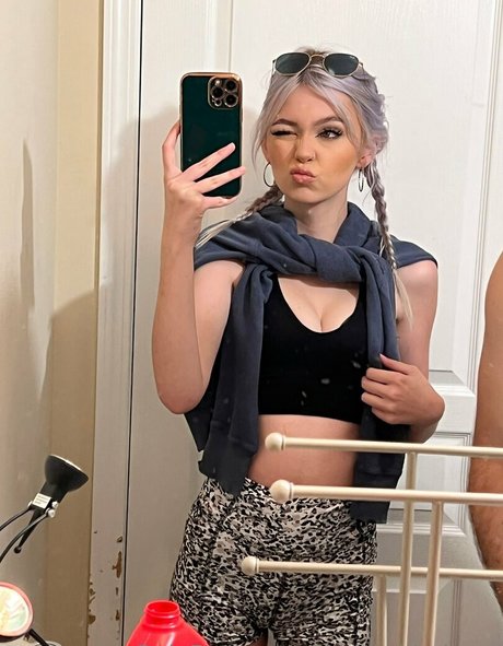 Kayleighbabyyy ホットスター 画像