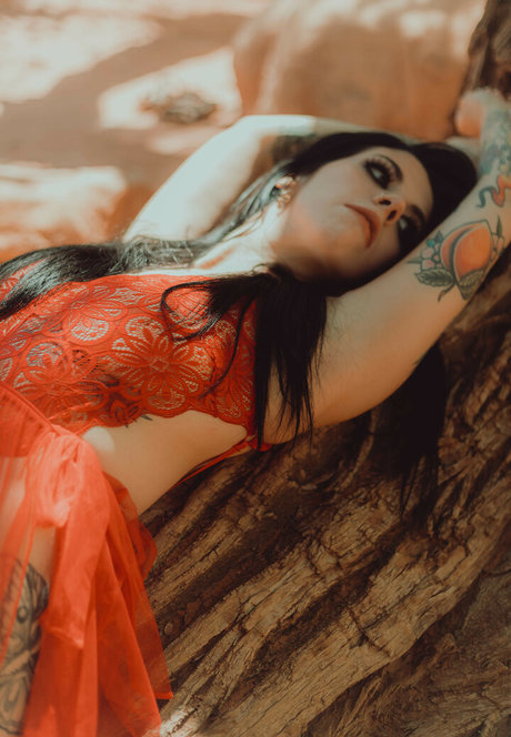 デカ尻ティーンオンリーファンズ アートポルノ 写真