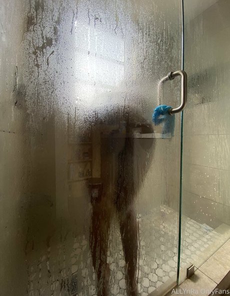 AllynRa セクシーモデル ギャラリー