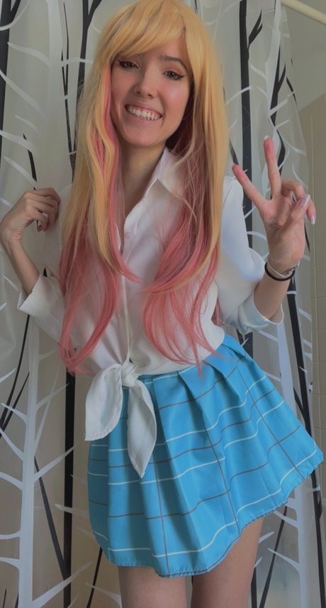 Strawberry Girl Kairi_ ポルノスター セクシー 画像