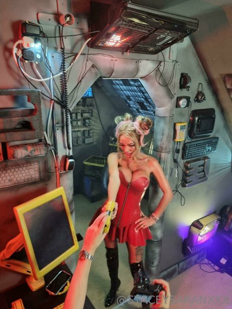 パンストオンリーファンズ ホットセックス 写真