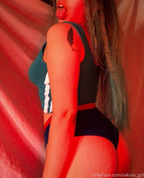 黒檀の指入れオンリーファンズ 無料セクシー ギャラリー