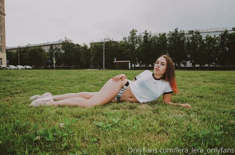 Lera Lera 完璧なスター 写真