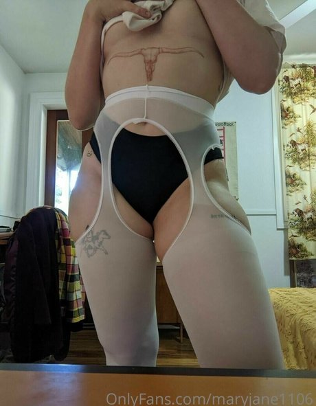 Mary Jane1106 ポルノスター 裸 写真