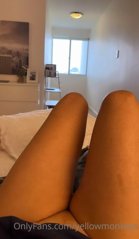 Hayley Aurisch 女優 写真