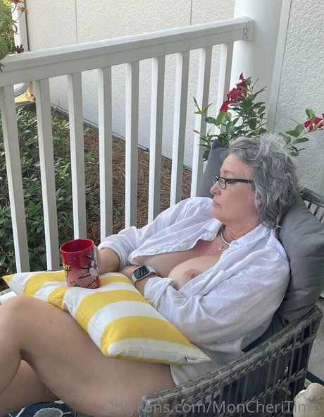 Moncheritime ポルノスター セクシー 写真