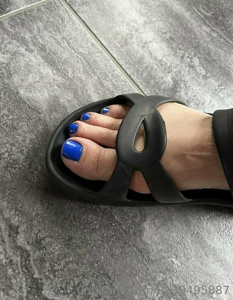 foot mistress miss b トップモデル 写真