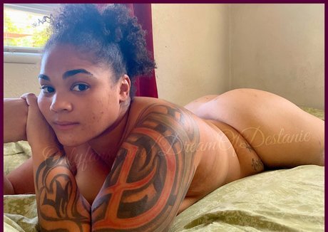 巨乳タトゥーオンリーファンズ 無料 ギャラリー