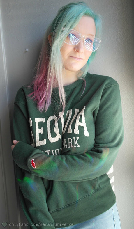 sarahsuniversefree 裸のポルノスター 画像