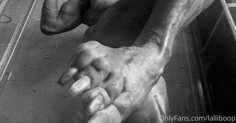 Lalliboop セックススター 写真