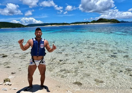 巨乳の赤毛ティーンオンリーファンズ 無料ポルノ ギャラリー