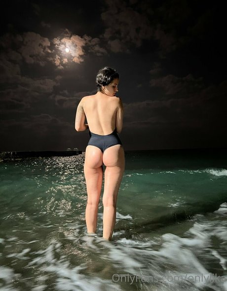 熟女 2P オンリーファンズ 裸 ギャラリー