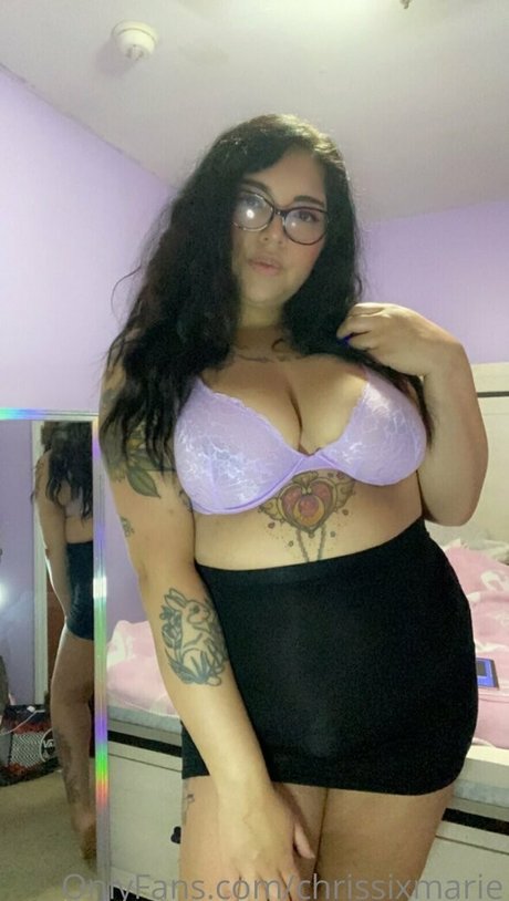 chrissixmarie セクシーモデル 写真