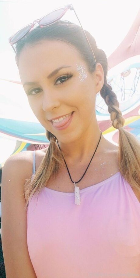 livvnthedream xxx女優 画像