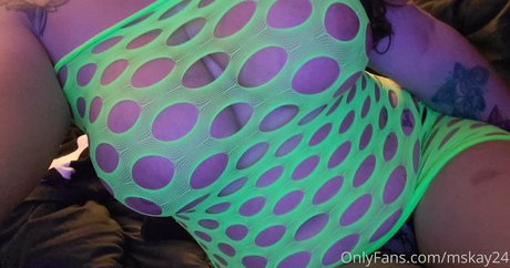 mskay24 裸モデル 写真