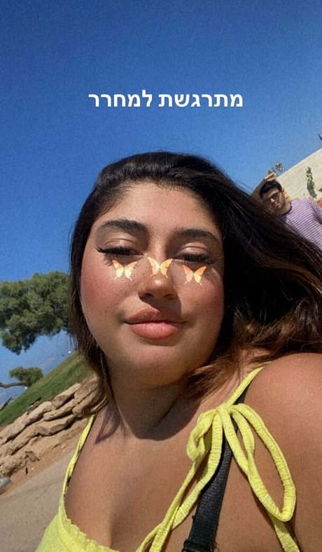 Yuval 可愛い女優 ギャラリー