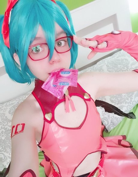 Soft Kotton ポルノスター ヌード 画像