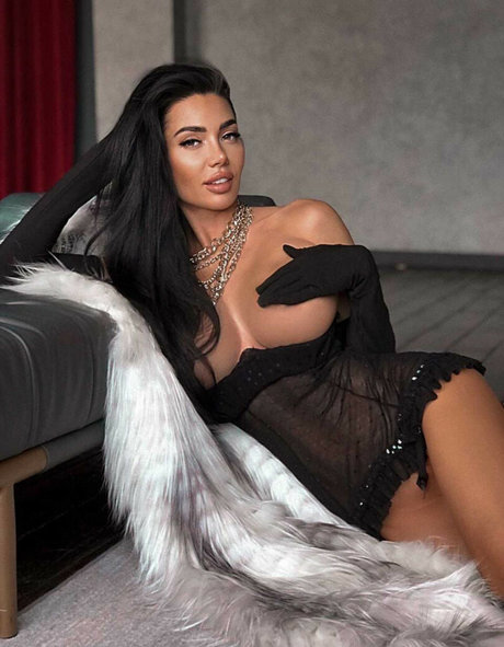 Sexy Alisa ヌードモデル 画像