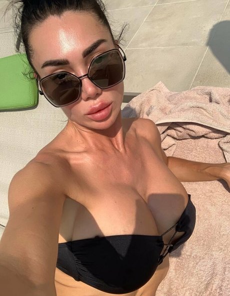 中出し 主観 オンリーファンズ 可愛い 写真