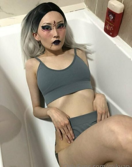 violet williams 独占ポルノスター 写真