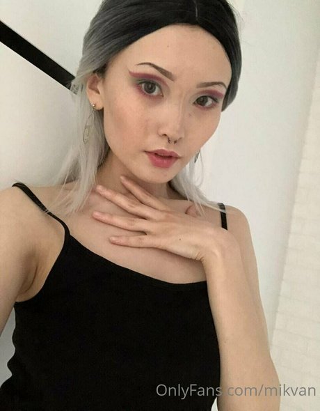 violet williams エロティック女優 画像