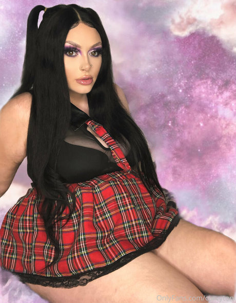 antoniagrahamx ポルノスター 裸 画像