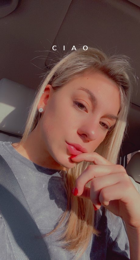 Lauren Janneck ポルノスター 美しい 写真