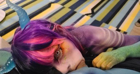 Mypet Monstergirl ポルノスター 写真