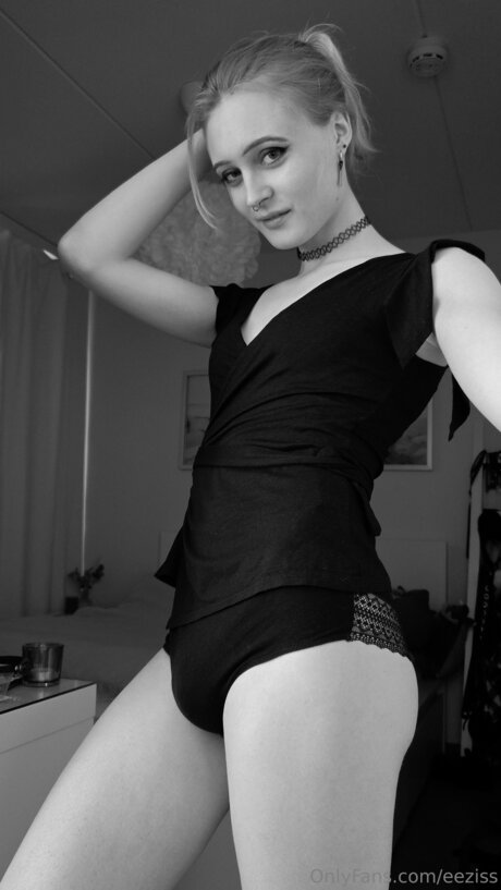 厚いアナルオンリーファンズ セクシーxxx ギャラリー