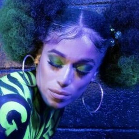 MO Spice ポルノスター xxx 写真