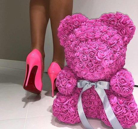 Noele Natalia 高品質女優 写真